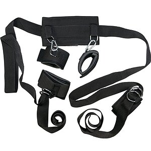 Bad Kitty Bondage Set Negru pe Vibreaza.ro