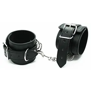 Cătușe Toyz4Lovers Cuffs Belt Negru pe Vibreaza.ro