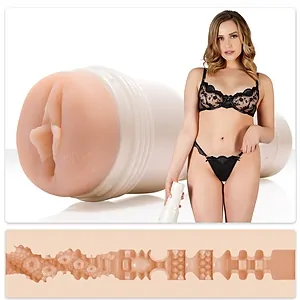 Fleshlight Girls Mia Malkova Lvl Up pe Vibreaza.ro