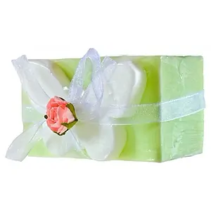 Sapun decorativ fluture verde si glicerina, Organique,r pe Vibreaza.ro