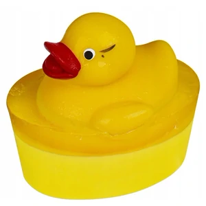 Săpun galben cu jucărie rățușcă Organique pe Vibreaza.ro