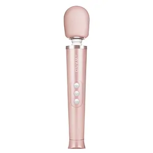 Vibrator Le Wand Petite Auriu Vibrator Le Wand Petite Auriu pe Vibreaza.ro